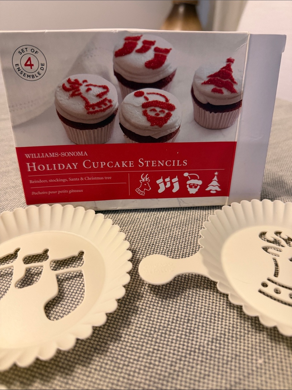 Williams Sonoma Holiday Cupcake Stencils — White and Red Accents